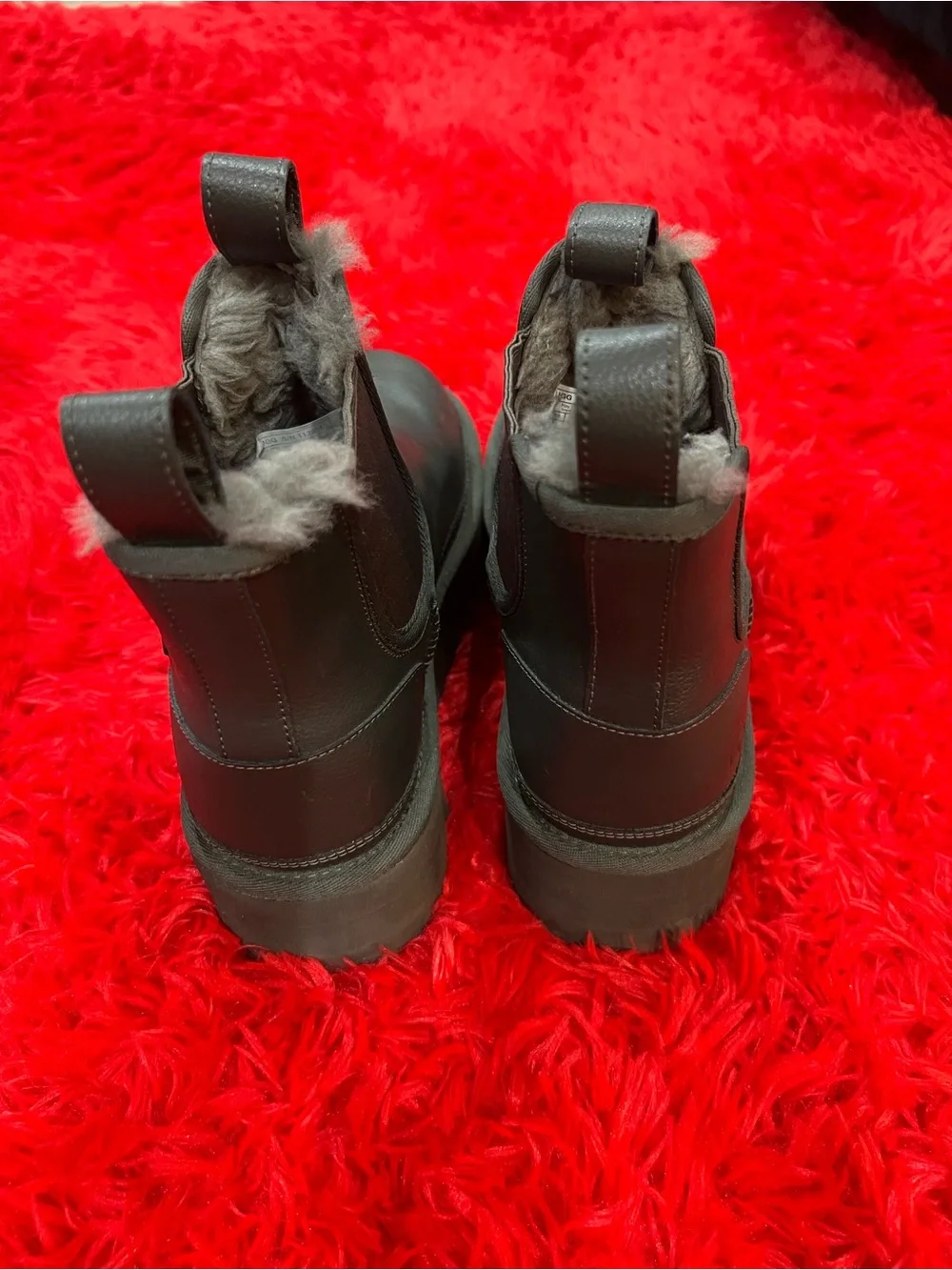 UGG Dark Green Leather Platform Chelsea Boots Size 8